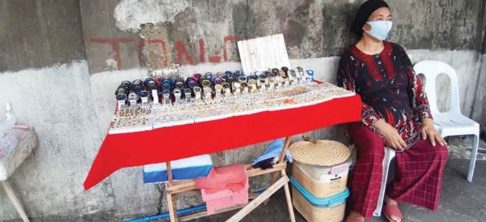 Ramla-Hajimanan-edit Ramla Hajimanan, 60, of Barangay Divinigracia, La Paz, Iloilo City says her accessory business has been hit hard by the coronavirus pandemic.