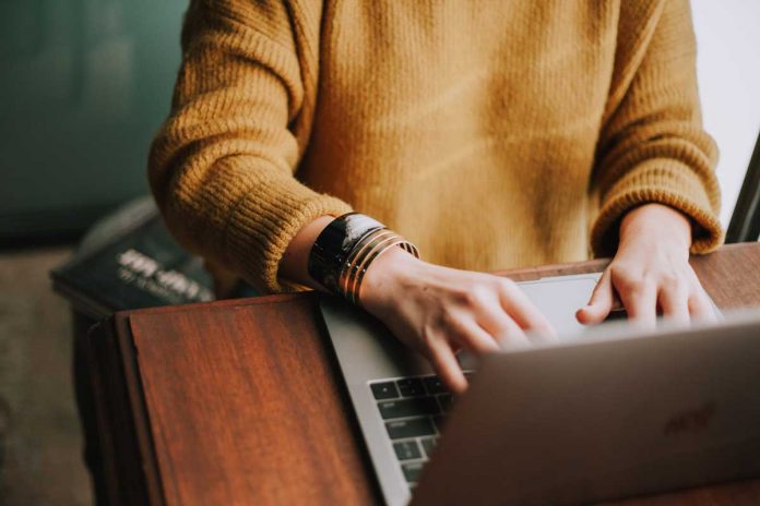 christin-hume-Hcfwew744z4-unsplash Photo by Christin Hume on Unsplash