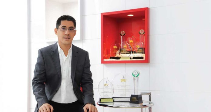pic-urc Universal Robina Corp. Thailand’s General Manager Tanant Suwanraks