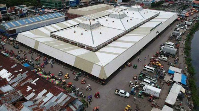 The Teodoro Arcenas Trade Center in Roxas City is considered the biggest public market in Capiz province.
