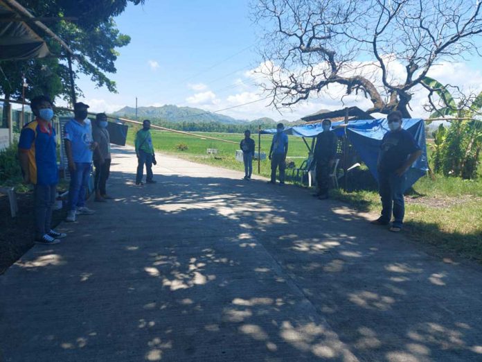 region-ime-belison3 Mayor Christopher Piccio has ordered the lockdown of Barangay Rombang after the village recorded six coronavirus disease cases. PHOTOS FROM FACEBOOK PAGE OF MAYOR CHRISTOPHER PICCIO