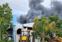18 dead in India chemical plant fire Smoke rises into the sky amid a fire at a chemical plant in Pune, India. At least 18 people died in the incident. BBC