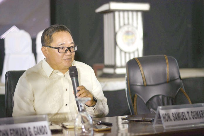 guimaras Gov. Samuel Gumarin of Guimaras has ordered additional precautionary measures to stop the spread of coronavirus disease. “We have to act fast para indi na ini madugangan pa,” he says.