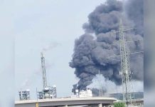 Blast in German industrial park kills 2, several missing Smoke billows following an explosion in Leverkusen, Germany, July 27, 2021, in this still image taken from social media video. INSTAGRAM/ROGERBAKOWSKY VIA REUTERS