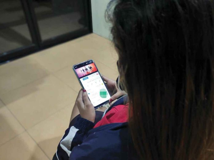 internet Based on Ookla figures for June 2021, the country’s mobile internet speed reaches 32.84 megabits per second, which showed an increase of 0.86 from the recorded 31.98 Mbps in May.
