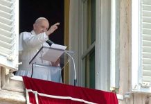 Pope ‘responds well’ to colon surgery at Rome hospital The Pope waves to the crowds at the Vatican shortly before he was admitted to hospital on Sunday. REUTERS