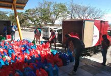 J&T Express wins back-to-back in 2021 Int’l Business Awards Employees of J&T Express share their bayanihan spirit with the rest of the country by mobilizing volunteers and donations for disaster and coronavirus disease 2019 relief operations.