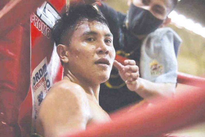 baconaje The San Rafael, Iloilo-born Arnel Baconaje improves his boxing record to 14-4-0 following a unanimous decision victory over Danny Tampipi on Saturday. REAL FIGHT PH