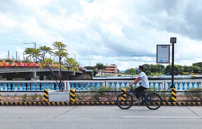 bike To curb road mishaps, cycling for recreational purposes is now prohibited along Muelle Loney, Iloilo City. The port area on Muelle Loney is categorized as a danger zone for bikers, according to the Philippine Ports Authority and Public Safety and Transportation Management Office. Only cyclists whose purpose is for work are allowed to pass by the area. PANAY NEWS PHOTO