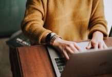 City to establish tele-counseling for quarantined patients Photo courtesy of Christin Hume/Unsplash