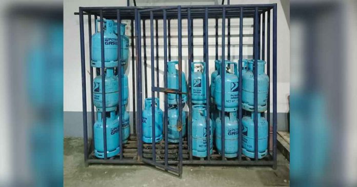 gasul According to the Bangko Sentral ng Pilipinas, one of the sources of upward price pressures in August is the high price of liquefied petroleum gas.