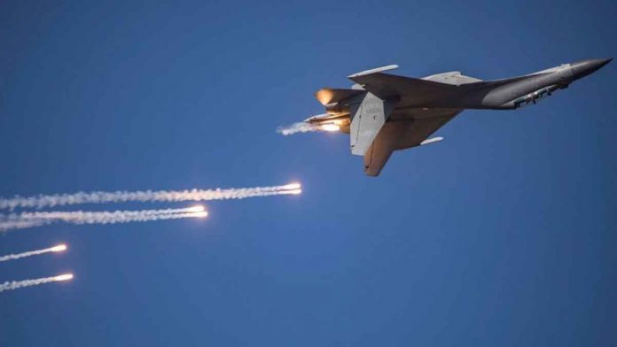 planes China's Sunday mission involves 10 J-16, four Su-30 fighters, four H-6 bombers, and an anti-submarine aircraft, according to Taiwan’s defense ministry. GETTY IMAGES