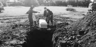 This is how coronavirus disease 2019 fatalities are buried in San Joaquin, Iloilo. Personnel of funeral parlors are the ones burying the dead. SAN JOAQUIN MDRRMO