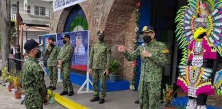 General Guillermo Lorenzo Eleazar, Philippine National Police director, reminds Aklan policemen during a recent visit: “Doon lamang tayo sa tama, doon tayo sa mandato sa atin. Sa mga opisina natin, diyan nag-uumpisa ang ating disiplina.” KALIBO PNP PHOTO