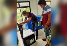 More vaccines against coronavirus disease have been released to Guimaras by the Department of Health. This latest delivery is the US-made Moderna. PHOTOS FROM GUIMARAS PROVL’ GOV’T