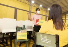 P&G and World Vision’s ‘Pag-asa sa Basura’ initiative turns waste into worthy classroom needs Pag-asa sa Basura is one of the sustainability initiatives of P&G to help boost plastic waste recovery and circular solutions in the country
