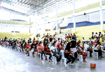 Guimbal, 9 Iloilo towns nearing ‘herd immunity’ People line up for anti-coronavirus vaccination in Guimbal, Iloilo. PHO