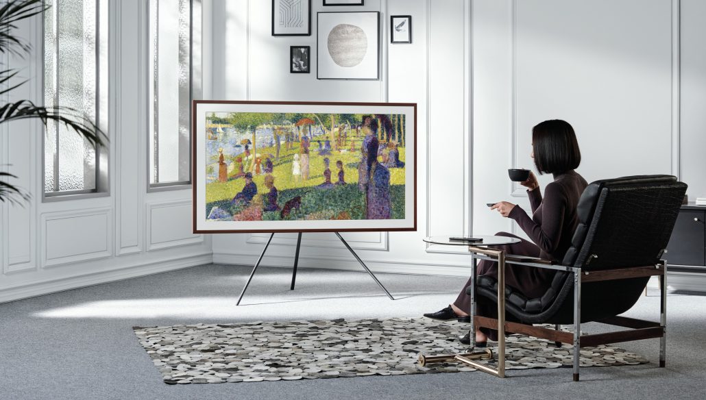 Elevate the entertainment experience in your home with this amazing Samsung'sThe Frame QLED TV by Samsung.