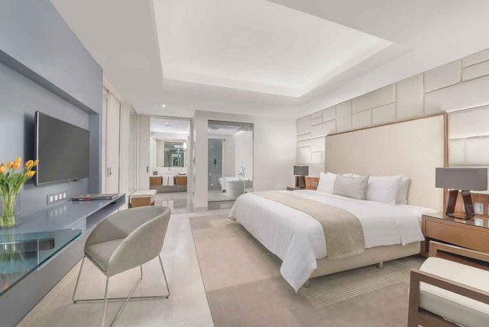 RHI-SUITE-ROOM,-Bedroom DELUXE TWIN ROOM & ONE-BEDROOM SUITE. Holiday Rates start at PhP 3,700 nett (room only) and PhP 4,000 (with breakfast for two) and are valid from December 16, 2021 to January 15, 2022 (except December 24, 25 & 31).