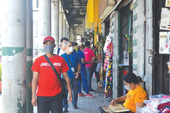 _jm-basa Ilonggos unvaccinated against coronavirus disease 2019 (COVID-19) reporting on-site in public and private establishments in Iloilo City would be required to secure reverse transcription-polymerase chain reaction test result regularly starting Dec. 4. PANAY NEWS PHOTO