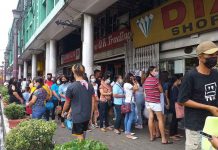 DOH wary of post-holiday surge in COVID cases SHOPPING RUSH. People wait for their turn to enter a shopping center on JM Basa Street, Iloilo City. Notice that they are no longer observing physical distancing – a pandemic health safety protocol. The Department of Health warns of a possible surge in coronavirus disease cases after the holiday season. IME SORNITO/PN