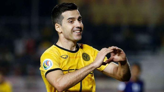 sports-AFF-pic Bienvenido Marañon previously played for Philippine-based teams Ceres-Negros Football Club in the AFC Cup and the United City Football Club in this year’s AFC Champions League. AFC FILE PHOTO