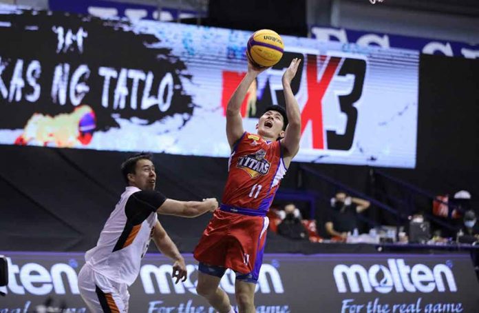 sports-javelona-pic Bacolodnon Nico Paolo Javelona of Purefoods TJ Titans goes for a layup. PBA MEDIA BUREAU