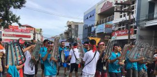 Ati-Atihan Festival of Kalibo, Aklan is known for merrymakers converging on the streets for the sadsad. This year, however, this crowd-drawing activity won’t be held due to the coronavirus pandemic.