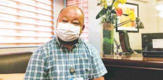 “We should educate our people na there is no such policy na ‘no vaccine, no vote,’” says Atty. Wilfred Jay Balisado, director of the Commission on Elections in Western Visayas. Still, Comelec actually encourages registered voters to take the jab, he says. “We have to believe in science.”