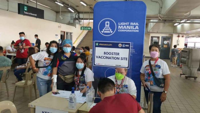 Booster-Vaccination-LRT1-Baclaran-Station_photo2