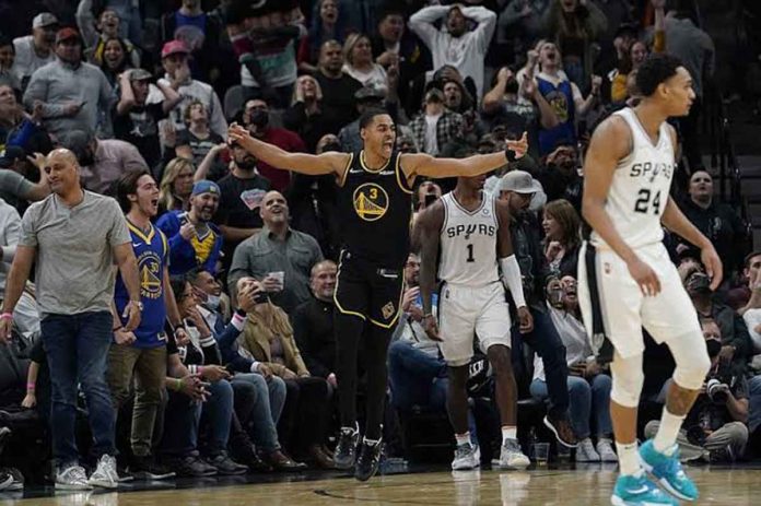 sports-poole-pic Golden State Warriors’ Jordan Poole celebrates after scoring the go-ahead three-pointer in their match against San Antonio Spurs. AP PHOTO