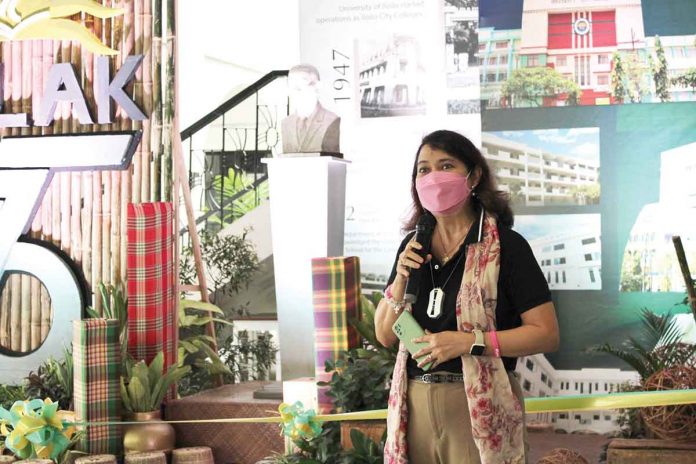 PHINMA The PHINMA University of Iloilo Chief Operations Officer Miss Ofelia Odilao-Bisnar points out the best of the milestones of the institution and how it inspired many lives and fulfilled dreams in her heart whelming speech.
