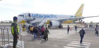 Boracay Island drew more than 80,000 domestic tourists and 353 foreigners in February, while the island welcomed 41,176 tourists from March 1 to 9. Photo by Kalibo Airport PNP.