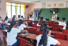 [March 4, 2022] Learners of Canroma Elementary School in Pontevedra, Negros Occidental are back in their classroom for face-to-face learning. They are wearing facemasks just like their teacher. Sixty schools in Region 6 resumed face-to-face classes. DEPARTMENT OF EDUCATION REGION 6 PHOTO
