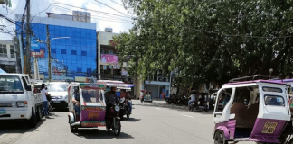 Sangguniang Bayan of Kalibo recently approved Ordinance No. 2022-055 regulating the operations of tricycles and fixing the fare rates in response to the Covid-19 pandemic.