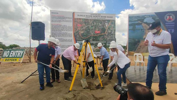 news-ime-boulevard PHOTO BY GEOVANNI FAJARDO. This is the groundbreaking for the P1.99-billion Iloilo River North Bank Road in Barangay Sooc, Arevalo, Iloilo City on April 25. In photo are (from left) former senator JV Ejercito, Department of Public Works and Highways (DPWH) Region 6’s Director Tiburcio DL Canlas, Sen. Franklin Drilon, Iloilo City’s Mayor Jerry Treñas, Iloilo province’s Gov. Arthur Defensor Jr., Iloilo City’s Julienne Baronda, Iloilo’s 2nd District’s Cong. Michael Gorriceta (partly hidden) and DPWH-6 assistant regional director Al Fruto.