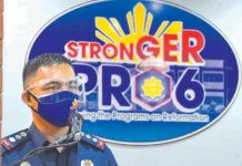 Policemen going after vote buyers and sellers, too The Police Regional Office 6 has intelligence personnel on the lookout for people engaged in vote buying, says Police Colonel Gilbert Gorero, operations chief of the regional police.