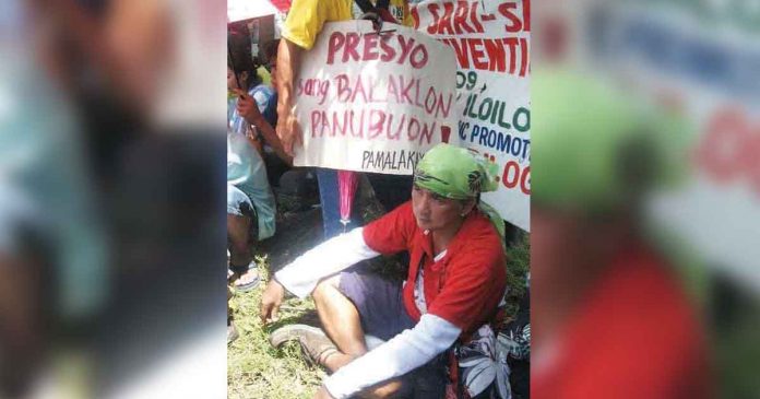In this undated photo, Ilonggo activist Reynaldo “Jory” Porquia joins a protest against the rising prices of basic goods in Iloilo City. FILE PHOTO