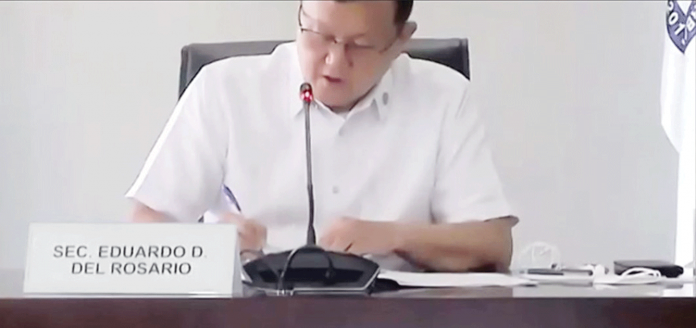 eduardo-rosario Department of Human Settlements and Urban Development Secretary Eduardo del Rosario approves the Iloilo City Comprehensive Land Use Plan (CLUP) 2021-2029 during a virtual ceremony on (May 12, 2022. The CLUP sets the direction for the development of the city. ILOILO CITY GOVERNMENT FB PHOTO