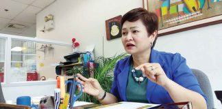 “Need gid naton maghalong kag mag-observe sang 3Ms: Magmaskara. Manghinaw. Magdistansya. Indi kita mag-complacent. Ara pa ang COVID-19,” said PHO head Dr. Maria Socorro Colmenares-Quiñon.