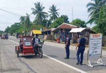 Tricycle drivers in Roxas City urge gov’t to address rising fuel prices A tricycle stops at a checkpoint in Roxas City for inspection. PIA-CAPIZ PHOTO