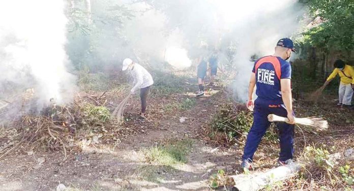front-ime-san-joaquin The municipality of San Joaquin, Iloilo joins “Limpyo sa Hunyo 2022: Panglimpyo para sa Dengue kag Baha”. San Joaquin has declared a state of calamity due to dengue. PHOTO FROM THE ILOILO PROVINCIAL HEALTH OFFICE FACEBOOK PAGE