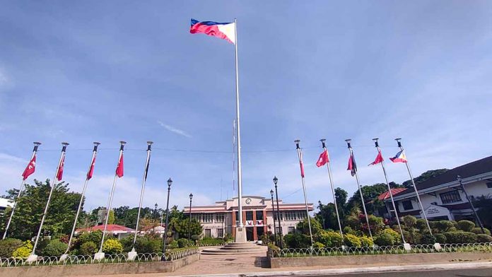 front-pic HISTORIC PLAZA. The public plaza of Santa Barbara was site of the first raising of the Philippine flag outside Luzon on Nov. 17, 1898 five months after General Emilio Aguinaldo declared Philippine independence from Spain in Kawit, Cavite on June 12, 1898. ARNEL JOHN PALCULLO/PN