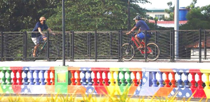 news-bike Iloilo City’s reputation as a bike-friendly city and Bike Capital of the Philippines is growing, thanks to its dedicated bike lanes and active bike enthusiasts. ILOILO CITY PHOTO