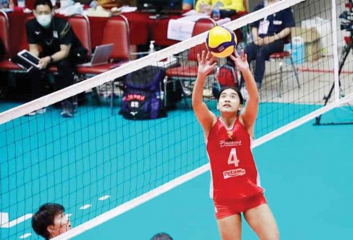 sports-PH Katherine Shaine Cortez displayed efficient playmaking to end up with 26 excellent sets on top of two points in Philippines' straight-set romp of India. AVC PHOTO