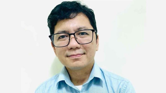 In March 2021 in Iloilo City, after years of being followed, surveilled and vilified for his work, Atty. Angelo Karlo Guillen survived a brutal stabbing by unknown assailants. The attack followed repeated attempts by government officials and others to depict him as a “terrorist.” In March 2021 in Iloilo City, after years of being followed, surveilled and vilified for his work, Atty. Angelo Karlo Guillen survived a brutal stabbing by unknown assailants. The attack followed repeated attempts by government officials and others to depict him as a “terrorist.”