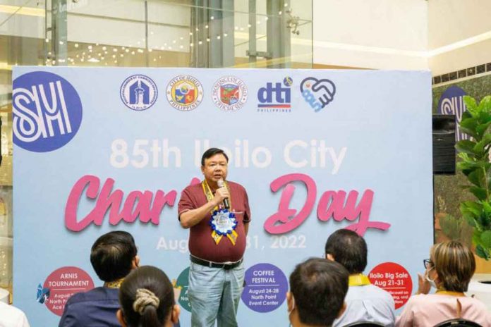 Iloilo City’s Mayor Jerry P. Treñas addresses the guests at the opening of the Iloilo Coffee Festival and Iloilo Business Expo (ILOBEX) at SM City Iloilo on Aug. 24, 2022 to usher the activities of the 85th Charter Day celebration of the city.