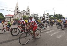 PEDAL POWER. Bike enthusiasts participate in the Iloilo Bike Festival 2022. They are shown here passing by the Jaro Metropolitan Cathedral over the weekend. Iloilo City is staking a claim to the title “Bike Capital of the Philippines”. ILOILO CITY MAYOR’S OFFICE PHOTO