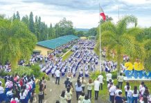Enrollment surge tests WV school readiness; DepEd ramps up classroom, teacher planning The Janiuay National Comprehensive High School in Janiuay, Iloilo holds its first flag-raising ceremony as classes officially open. Hernani Escullar Jr., regional information officer of the Department of Education in Western Visayas, says enrolment in the region for this school year increased by 2.11 percent from last year’s. PNA PHOTO COURTESY OF L. QUIÑON/DEPED ILOILO