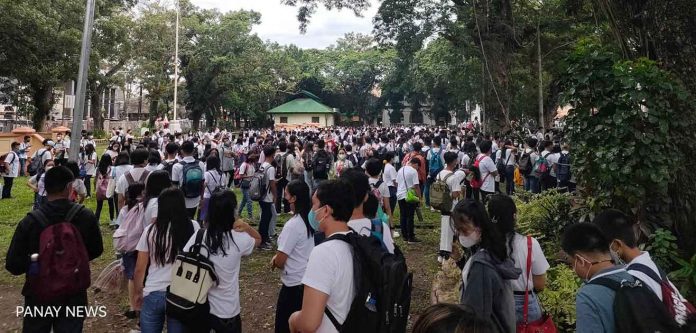 students_inhs Iloilo National High School students during the opening of classes, Monday, August 22, 2022.
